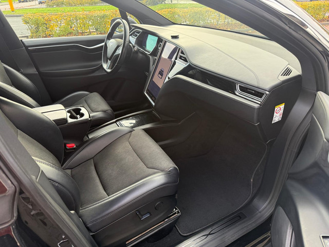 Tesla Model X 75D Base 6 P | Free Supercharge