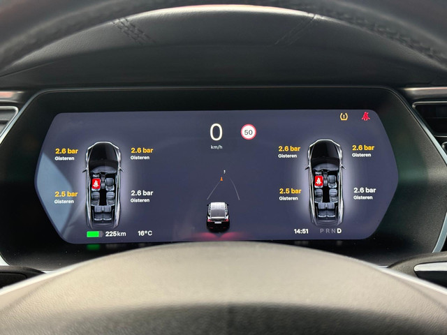 Tesla Model X 75D Base 6 P | Free Supercharge