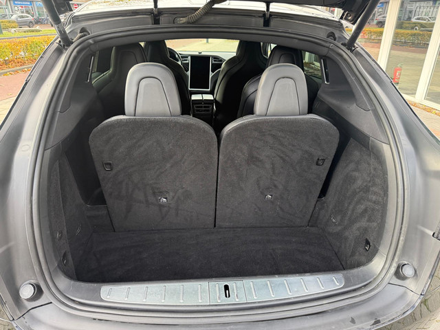 Tesla Model X 75D Base 6 P | Free Supercharge