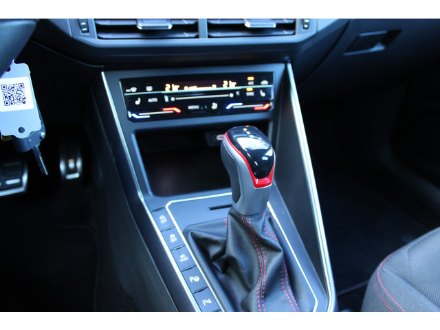 Volkswagen Polo GTI 2.0 TSI 210PK DSG GTI-SPORT LED PDC CARPLAY