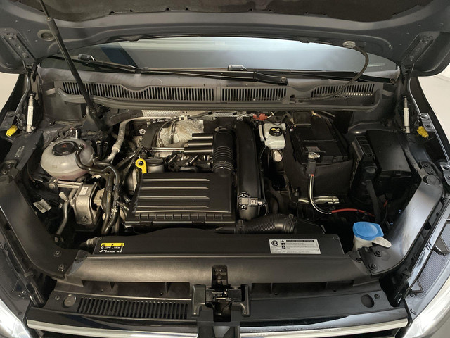 Volkswagen Touran 1.4 TSI 150pk DSG Highline 7p Camera Navigatie Trekhaak Stoelverwarming