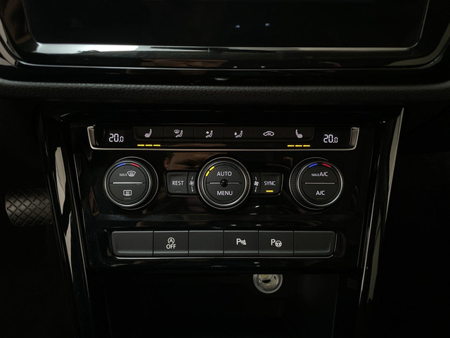 Volkswagen Touran 1.4 TSI 150pk DSG Highline 7p Camera Navigatie Trekhaak Stoelverwarming