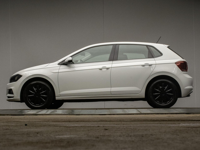 Volkswagen Polo 1.0 TSI Sport (APPLE CARPLAY,NAVI,CRUISE,PDC,CAMERA,SPORTSTOELEN,GETINT,CLIMATE,NETTESTAAT)