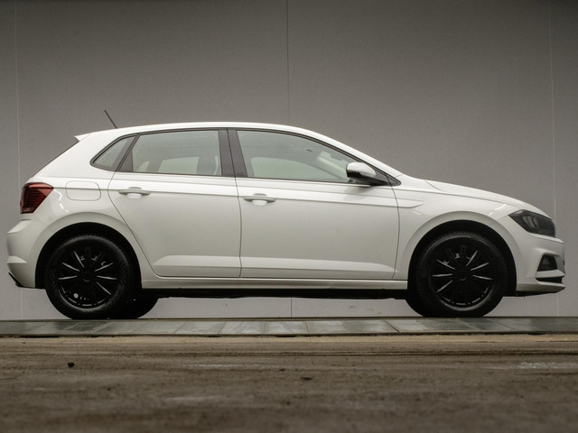 Volkswagen Polo 1.0 TSI Sport (APPLE CARPLAY,NAVI,CRUISE,PDC,CAMERA,SPORTSTOELEN,GETINT,CLIMATE,NETTESTAAT)