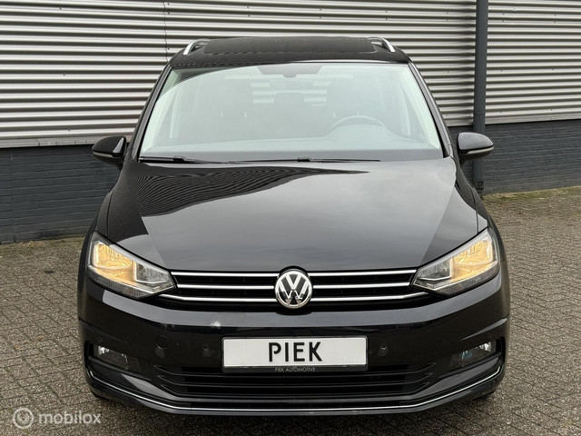 Volkswagen Touran 1.6 TDI Highline PANORAMADAK EXPORTPRIJS