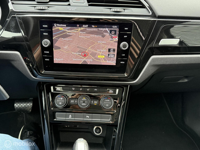 Volkswagen Touran 1.6 TDI Highline PANORAMADAK EXPORTPRIJS