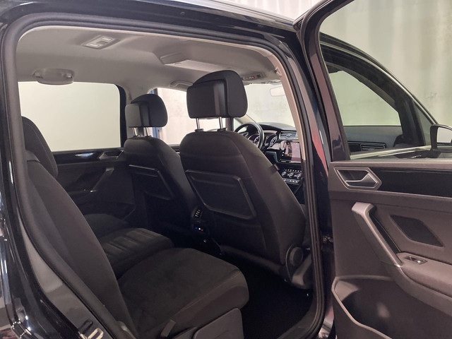 Volkswagen Touran 1.5 TSI 150pk DSG Highline Business R 7p Stoelverwarming Camera Navigatie DAB+