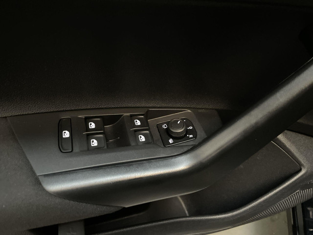 Volkswagen Polo 1.0 TSI Life Virtual Cockpit Parkeersensoren DAB+ App-Connect Adaptive Cruise