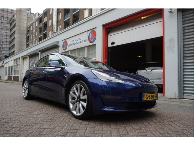 Tesla Model 3 Long Range AWD 75 kWh Dual Motor Battery New 9 2025 via Tesla | BTW | 351 pk | Panorama | Premium Audio | Auto Pilot | Leer | 19