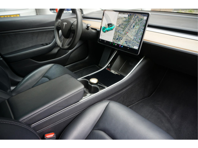 Tesla Model 3 Long Range AWD 75 kWh Dual Motor Battery New 9 2025 via Tesla | BTW | 351 pk | Panorama | Premium Audio | Auto Pilot | Leer | 19