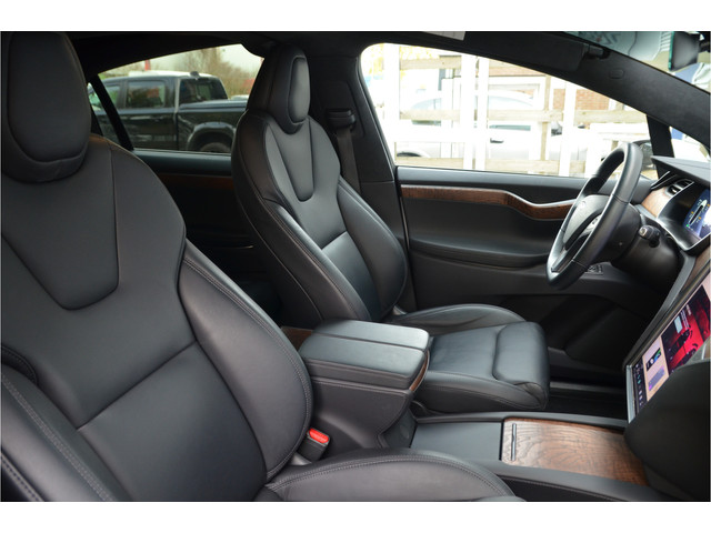 Tesla Model X Long Range 6p. Raven, Adaptive Luchtvering, AutoPilot3.0+FSD (twv 7.500,-)