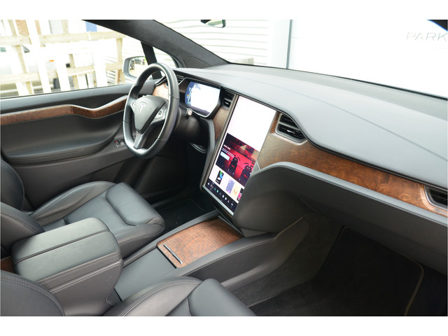 Tesla Model X Long Range 6p. Raven, Adaptive Luchtvering, AutoPilot3.0+FSD (twv 7.500,-)