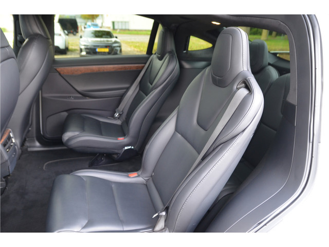 Tesla Model X Long Range 6p. Raven, Adaptive Luchtvering, AutoPilot3.0+FSD (twv 7.500,-)