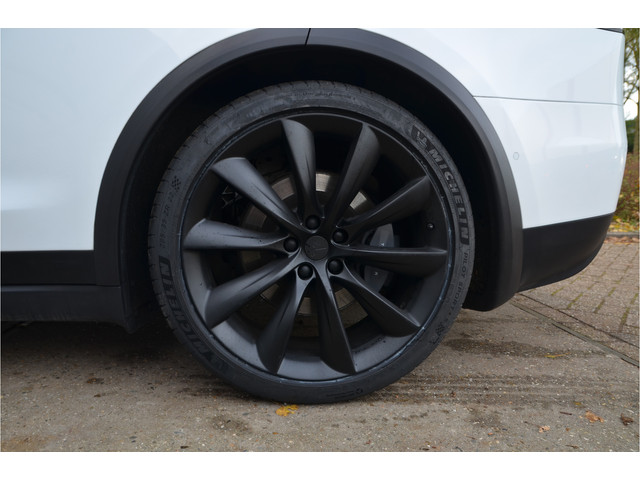 Tesla Model X Long Range 6p. Raven, Adaptive Luchtvering, AutoPilot3.0+FSD (twv 7.500,-)