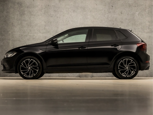 Volkswagen Polo 1.0 TSI Sportline Automaat (VIRTUAL COCKPIT, APPLE CARPLAY, GROOT NAVI, KEYLESS, CLIMATE, CAMERA, LM VELGEN, SPORTSTOELEN, GETIN