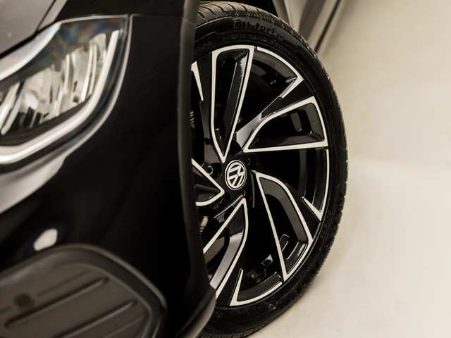 Volkswagen Polo 1.0 TSI Sportline Automaat (VIRTUAL COCKPIT, APPLE CARPLAY, GROOT NAVI, KEYLESS, CLIMATE, CAMERA, LM VELGEN, SPORTSTOELEN, GETIN