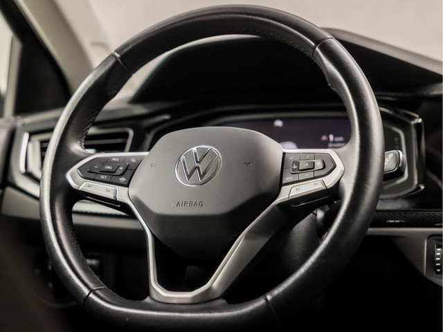 Volkswagen Polo 1.0 TSI Sportline Automaat (VIRTUAL COCKPIT, APPLE CARPLAY, GROOT NAVI, KEYLESS, CLIMATE, CAMERA, LM VELGEN, SPORTSTOELEN, GETIN