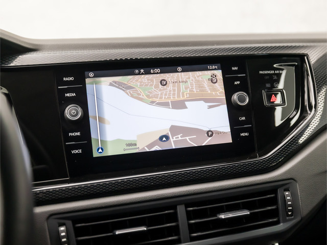 Volkswagen Polo 1.0 TSI Sportline Automaat (VIRTUAL COCKPIT, APPLE CARPLAY, GROOT NAVI, KEYLESS, CLIMATE, CAMERA, LM VELGEN, SPORTSTOELEN, GETIN