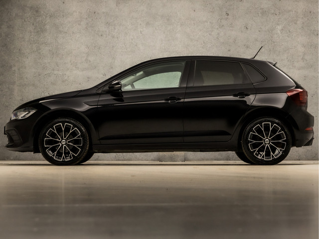 Volkswagen Polo 1.0 TSI Sportline Automaat (VIRTUAL COCKPIT, APPLE CARPLAY, GROOT NAVI, KEYLESS, CLIMATE, CAMERA, LM VELGEN, SPORTSTOELEN, GETIN