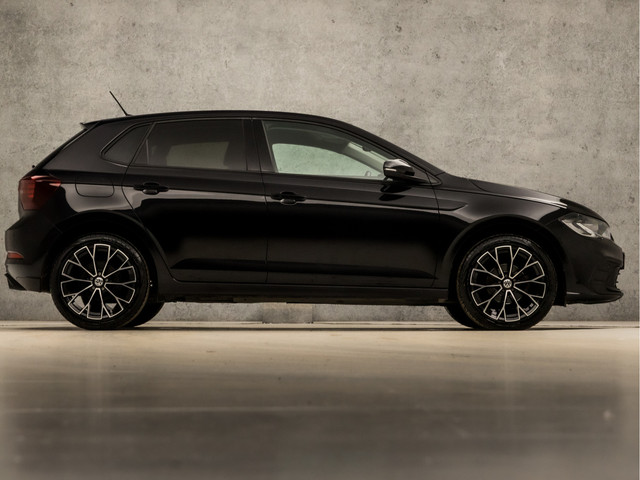 Volkswagen Polo 1.0 TSI Sportline Automaat (VIRTUAL COCKPIT, APPLE CARPLAY, GROOT NAVI, KEYLESS, CLIMATE, CAMERA, LM VELGEN, SPORTSTOELEN, GETIN