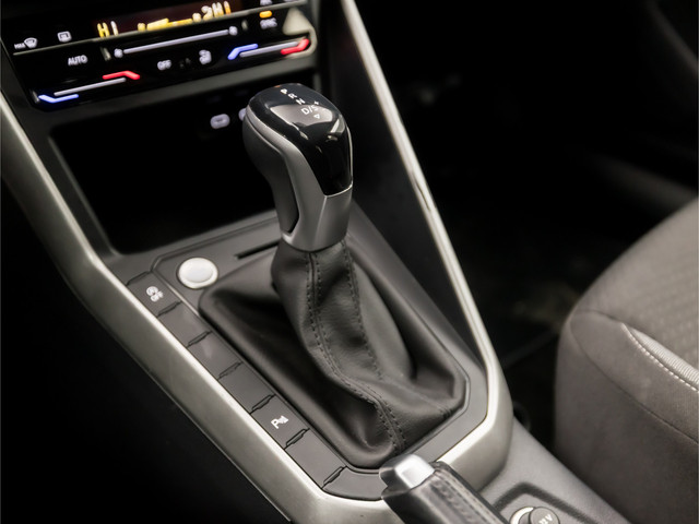 Volkswagen Polo 1.0 TSI Sportline Automaat (VIRTUAL COCKPIT, APPLE CARPLAY, GROOT NAVI, KEYLESS, CLIMATE, CAMERA, LM VELGEN, SPORTSTOELEN, GETIN