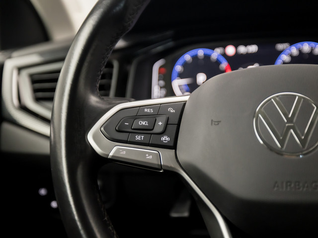 Volkswagen Polo 1.0 TSI Sportline Automaat (VIRTUAL COCKPIT, APPLE CARPLAY, GROOT NAVI, KEYLESS, CLIMATE, CAMERA, LM VELGEN, SPORTSTOELEN, GETIN
