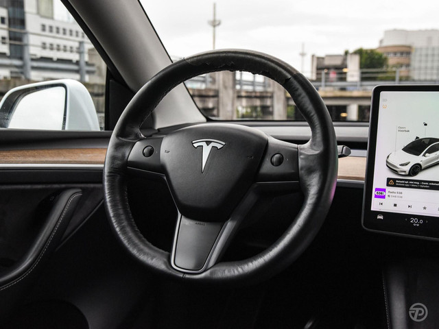 Tesla Model Y Long Range Dual Motor AWD 75 kWh Panoramadak 21 Zwart Leder Autopilot incl. BTW
