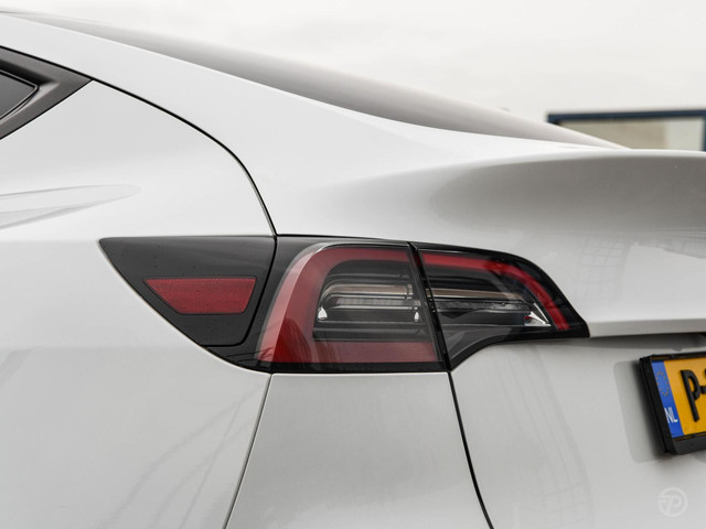 Tesla Model Y Long Range Dual Motor AWD 75 kWh Panoramadak 21 Zwart Leder Autopilot incl. BTW