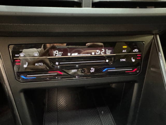 Volkswagen Polo 2.0 TSI GTI Pano|Keyles|IQ|Camera|Dodehoek