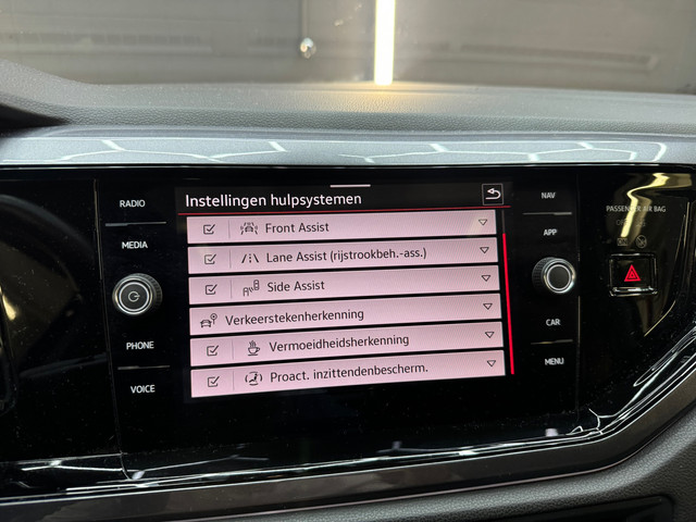 Volkswagen Polo 2.0 TSI GTI Pano|Keyles|IQ|Camera|Dodehoek