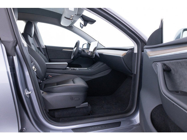 Tesla Model Y RWD 58 kWh ✅ 1e Eigenaar