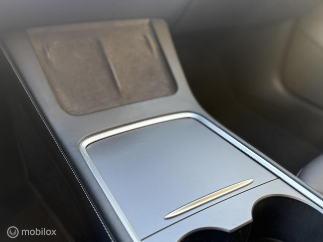 Tesla Model 3 FACELIFT SOH92% WARMTEPOMP Long Range AWD 75 kWh 2020 12 Incl. BTW NL AUTO