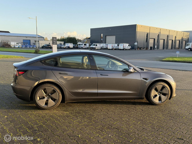 Tesla Model 3 FACELIFT 2021 Standard range RWD Plus 60 kWh WARMTEPOMP