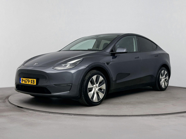 Tesla Model Y Long Range AWD 75 kWh | Leder | Panoramadak | Trekhaak afn.kogel | Navi | Cruise | Soh 91,8% |