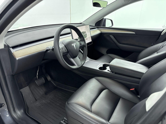 Tesla Model Y Long Range AWD 75 kWh | Leder | Panoramadak | Trekhaak afn.kogel | Navi | Cruise | Soh 91,8% |