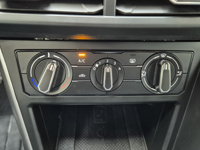Volkswagen Polo 1.0 TSI Life | PDC | Airconditioning | LM velgen | Navigatie