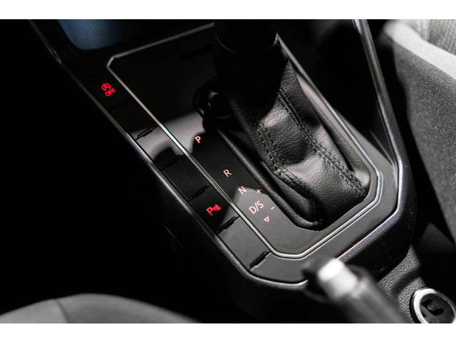 Volkswagen Polo 1.0 TSI Highline 2021 DSG CRUISE CLIMA BLUETOOTH PDC