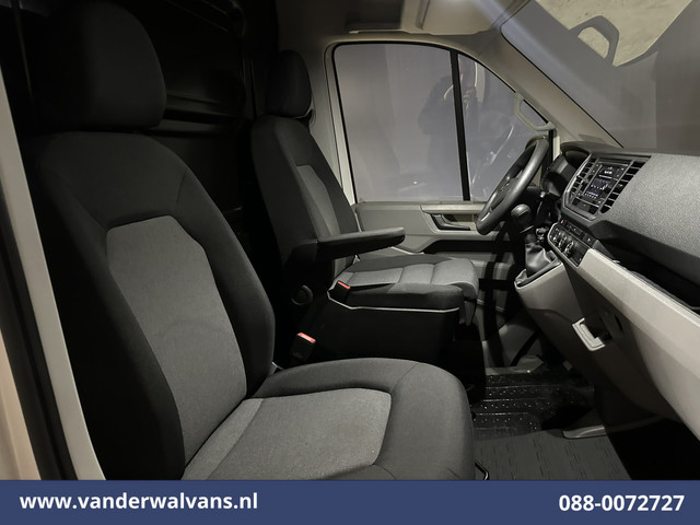 Volkswagen Crafter 2.0 TDI 141pk L3H3 L2H2 Euro6 Airco | Camera | Apple Carplay | Android Auto | Cruisecontrol | Massagestoel Chauffeursstoel, 2800