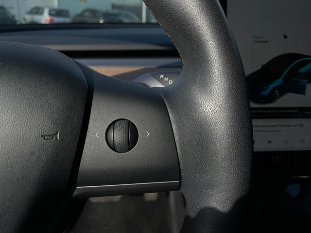 Tesla Model 3 Standard RWD Plus 60 kWh|1E EIG ORG NL|DEALEROND|19INCH|AUTOPILOT|APPLECARPLAY|CAMERA|STOELVRM|LEDER|LED|NAVI|