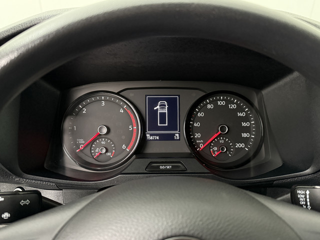 Volkswagen Crafter 2.0TDI 177PK Bakwagen+Laadklep | Navigatie | Camera | Airco | Cruise | Zijdeur | Dakspoiler