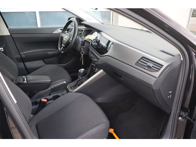 Volkswagen Polo 1.0 TSI Comfortline Business Adap Cruise I Apple I Airco