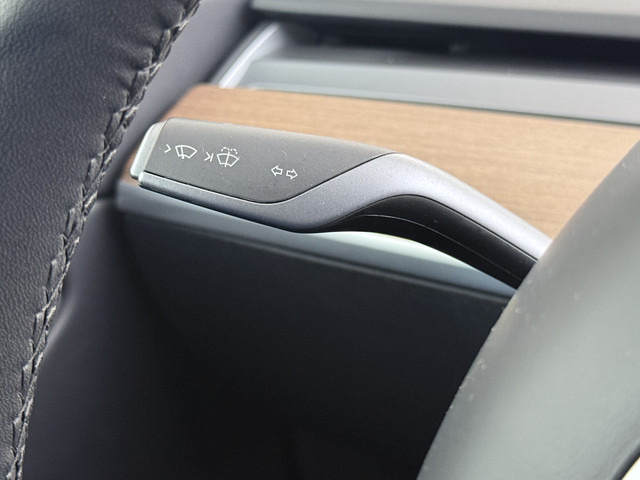 Tesla Model 3 GERESERVEERD Long Range AWD 75kWh 463PK 19Lmv FSD-3 Computer Premium Audio AutoPilot Panoramadak Camera's Leer Adaptive-Cruise-