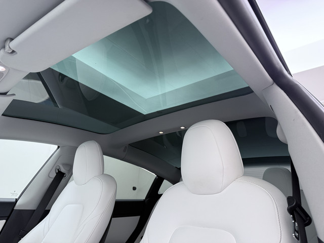 Tesla Model 3 gereserveerd Long Range AWD 75kWh Lmv Navi Ecc Leder Panoramadak Adaptive Cruise Control Autopilot S.O.H. 88% Elek.Stoelen