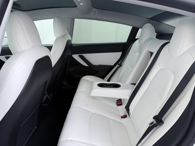 Tesla Model 3 gereserveerd Long Range AWD 75kWh Lmv Navi Ecc Leder Panoramadak Adaptive Cruise Control Autopilot S.O.H. 88% Elek.Stoelen