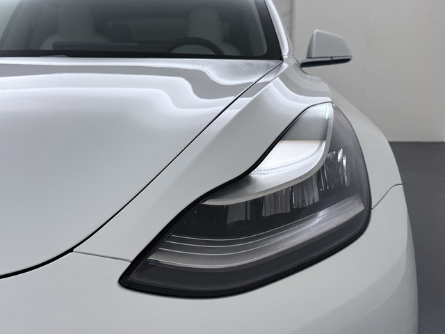 Tesla Model 3 gereserveerd Long Range AWD 75kWh Lmv Navi Ecc Leder Panoramadak Adaptive Cruise Control Autopilot S.O.H. 88% Elek.Stoelen