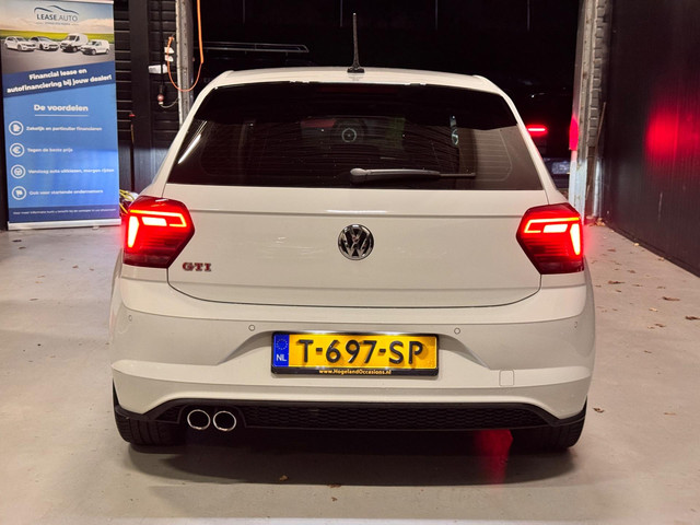 Volkswagen Polo 2.0 TSI GTI 200PK VIRTUAL CAMERA LED CARPLAY NAVI GARANTIE
