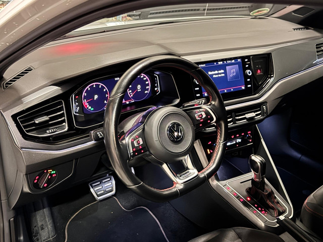 Volkswagen Polo 2.0 TSI GTI 200PK VIRTUAL CAMERA LED CARPLAY NAVI GARANTIE