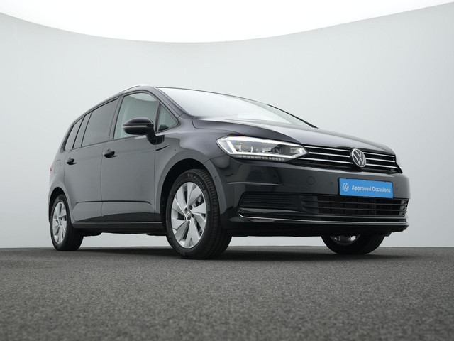 volkswagen-touran-1.5-tsi-150-pk-dsg-goal-edition-7-pers.---trekhaak---iq-light---navigatie---stoelverwarming---parkeersensoren-voor-achter