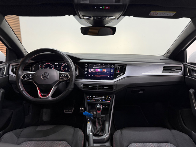 Volkswagen Polo 2.0 TSI GTI | Pano | Matrix LED | 18' inch | Stuurhulp | Camera | Adaptive Cruise |