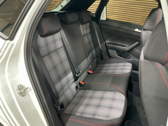 Volkswagen Polo 2.0 TSI GTI | Pano | Matrix LED | 18' inch | Stuurhulp | Camera | Adaptive Cruise |